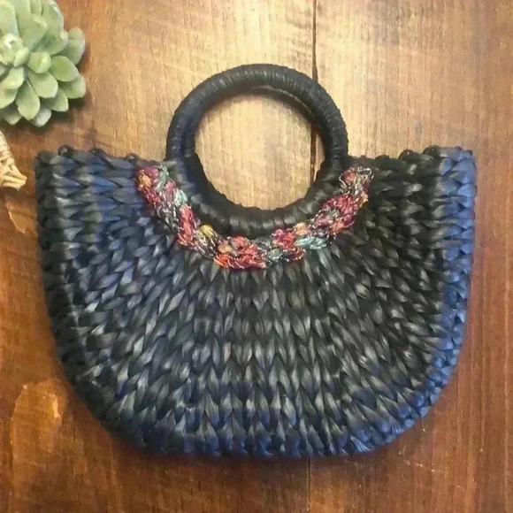 no brand listed Handbags - Black Woven Straw Handbag with Braided Ribbon Detail